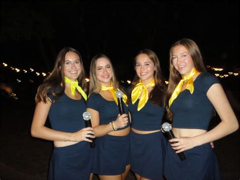 Barden Bellas halloween costume | Trendy halloween costumes, Halloween ...