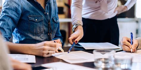 What are the Pros & Cons of Long-Term Contracts and When Agencies ...