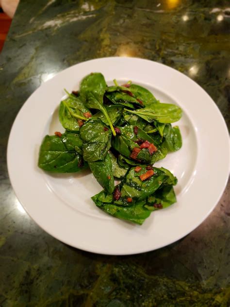 Wilted Spinach Salad with Bacon and Balsamic Vinaigrette