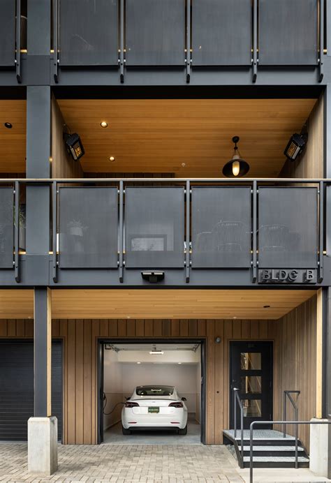 About Desolation Hotel Lake Tahoe