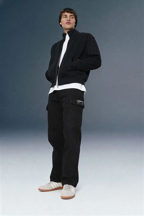 Shop Jet Black Cargo Jeans For Men - Mid Rise Relaxed Fit