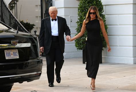 Melania Trump's Signature Draws Comparison to Her Husband's Handwriting ...