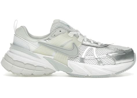 Nike V2K Run Metallic Silver White (Women'S) – Kicks Machine