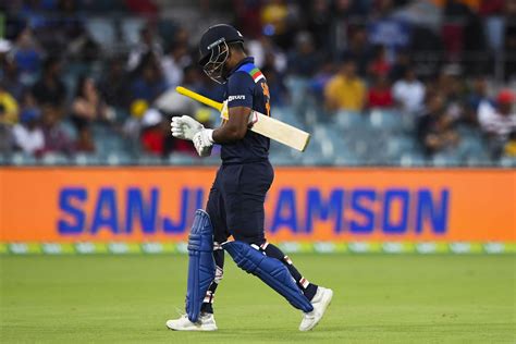 'Opportunity wasted': Fans angry as Sanju Samson departs early in IND ...