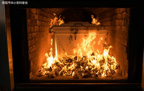 蓄热式焚烧炉的工作原理及工艺流程是什么样的?_南京瑞义丰环保科技有限公司