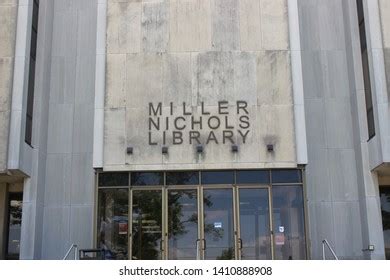 Nichols library : 3 images, photos de stock, objets 3D et images ...