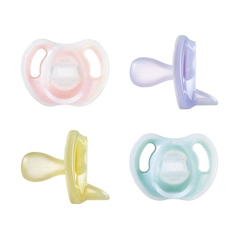 Amazon.com : Tommee Tippee Ultra-light Silicone Pacifier, Symmetrical ...