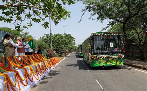 Delhi Women's Choice: DEVI Buses Offer Safe, Comfortable Commute