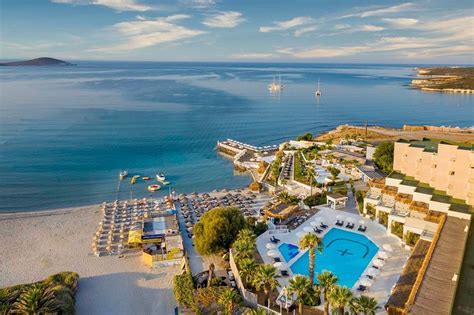 DESIGN PLUS SEYA BEACH HOTEL (Alacati) - Hotel Reviews, Photos, Rate ...