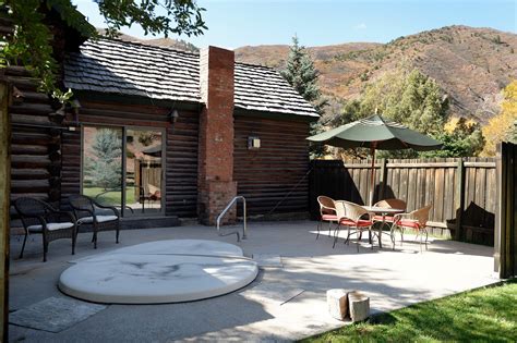 Snowmass River Cabins — Scott Bayens