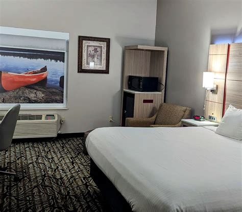 BEST WESTERN PLUS ALBERT LEA I-90/I-35 HOTEL - Prices & Reviews (MN)