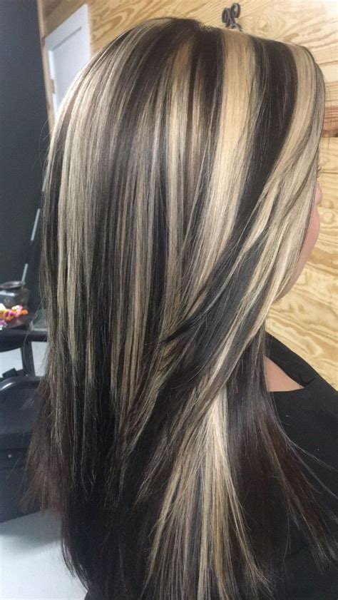 Chunky Blonde Highlights