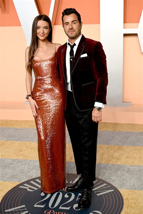 Inside Justin Theroux and Nicole Brydon Bloom's 'Wonderful' Mexico ...