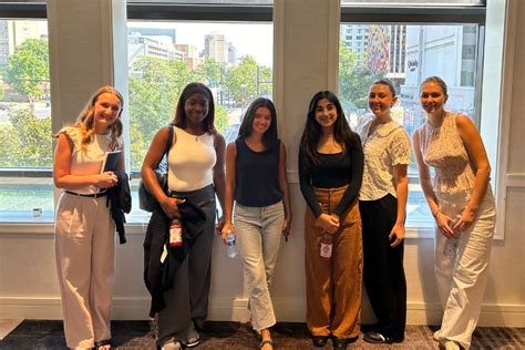 Hilton Management Development Program 的图像结果