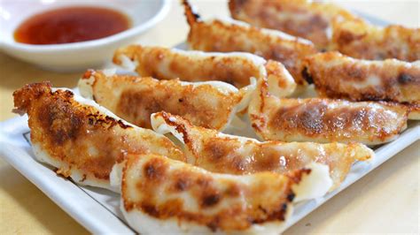 Get to Know Gyoza: Ultimate Guide to Japan's Dumplings