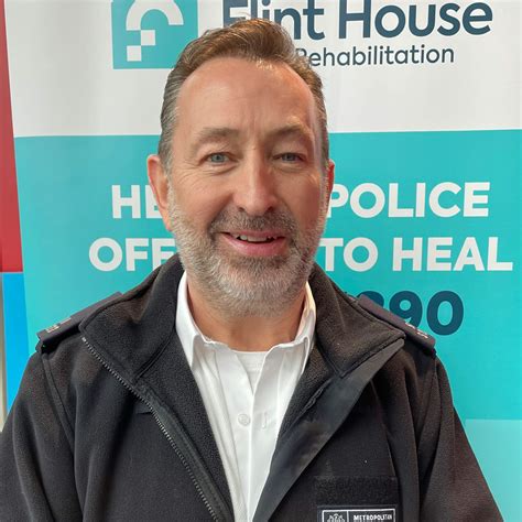 Support Terry, the Met officer taking on a half marathon for Flint House.