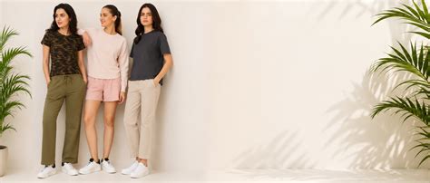 Alan Jones Clothing Women's Slim Fit Trackpants (Olive Green_XS ...
