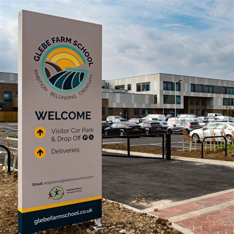 Building Signage Name Example 的图像结果