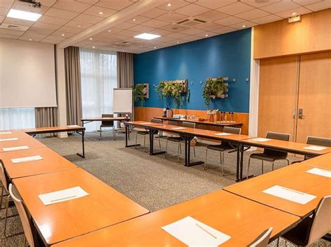 NOVOTEL ORLEANS CHEMINS DE SOLOGNE DEMEURE (Centre-Val de Loire, France ...