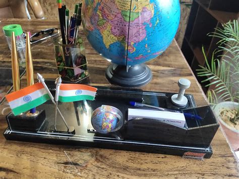 IGNOTO Ignoto Acrylic Flag Design Pen Stand for Office and Study Table ...