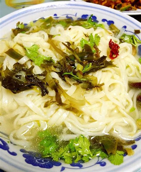 郑州街头美食小吃：浆水面-河南-回归旅游网