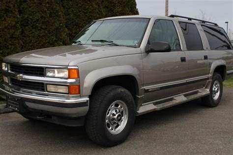 9.9 Liters of Fury: The 550-HP Lingenfelter Chevy Suburban Is the Ultimate Family Truckster