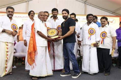 Nadigar Sangam controversy: Sarath Kumar, Radha Ravi's membership ...