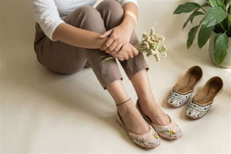 From Runways to Reels: How Juttis Became the New ‘It’ Shoe – Fairy Fitoor