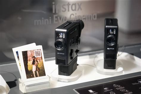 การตลาด Fujifilm เปิดนิทรรศการ decades of possibilities ย้อนเวลาผ่าน ...