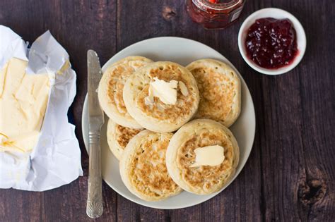 Traditional English Crumpets Recipe