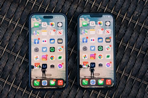 Apple iPhone 14 Pro Max vs iPhone 14 Pro: Pick on your own size! - PhoneArena