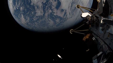 Spacecrafts photo shows how exciting space exploration is getting - Blog