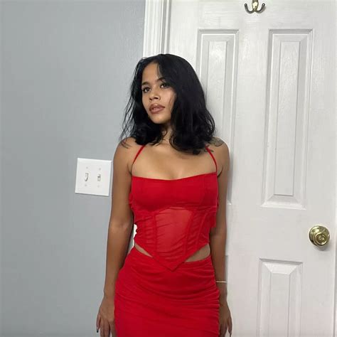 Shaq speaks out after PDA photo of ‘his hands’ on influencer goes viral