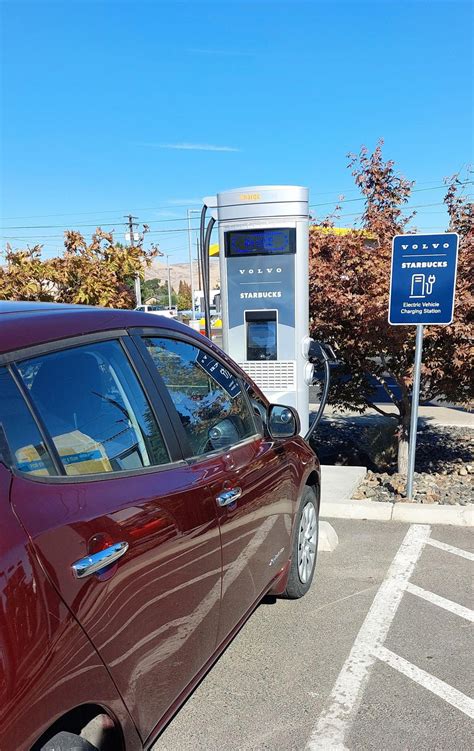 Starbucks | Yakima, WA | EV Station