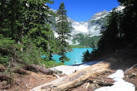 TravelMarx: Central Cascades, Blanca Lake Hike