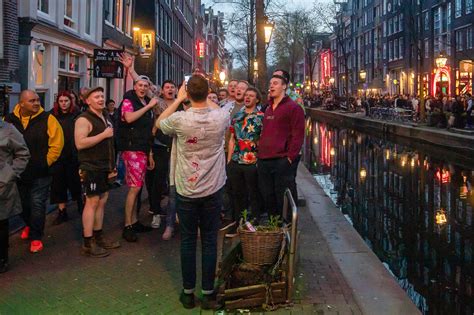 Amsterdam’s patronising ‘rules quiz’ is right to treat us like idiots ...