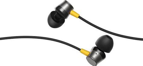 realme Buds 3 Wired Earphone with Type-C Jack, HD Microphone and Tangle ...