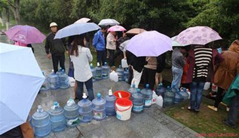 业主先充值后用水，长沙县一小区欠费99万被停水 - 小区大事 - 新湖南