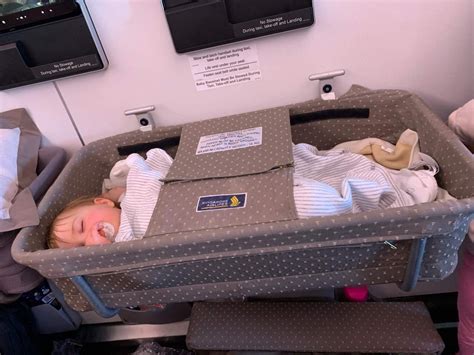 Singapore Airlines Baby Bassinet - All You Need to Know • Flying With A ...