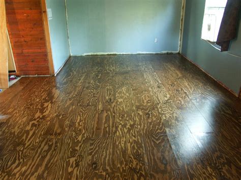 Our Irish Manor: Gorgeous plywood floors