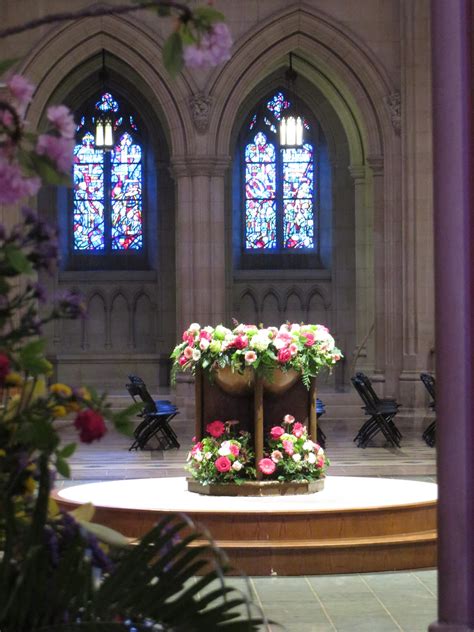 Washington Speaks: Easter flowers at Washington National Cathedral