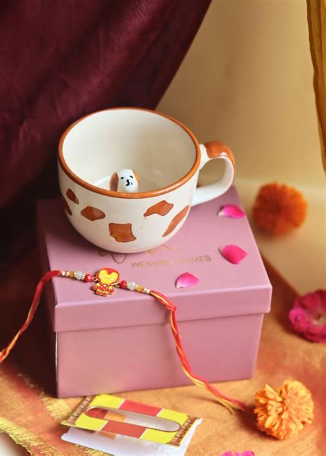 Dog Lovers Rakhi Gifting - WeavingHomes