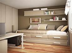 Organizing Small Bedrooms by Room Wall Decoration Ideas Organize Small Bedroom Ideas Organizing Small Bedrooms