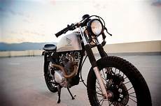 Cb 125 Honda Black Cafe Racer by Honda Cb125s Cafe Racer Return Of The Cafe Racers Cb 125 Honda Black Cafe Racer