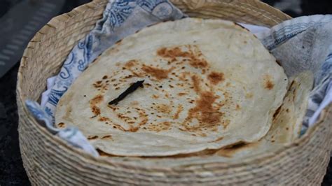 Roti vs Paratha: Nutritional & Cultural Comparison