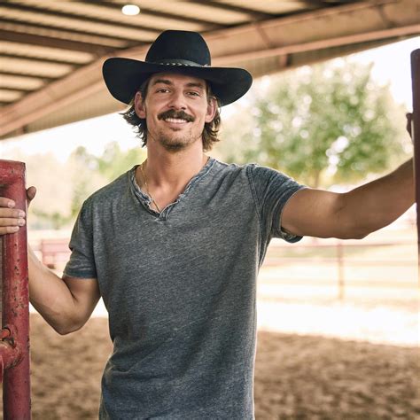 Natalie Portman Looks Exactly the Same as Old Yearbook Photo