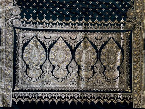 Dark Green Banaras Katan Silk Saree with Body Butti and Stone Work Des ...