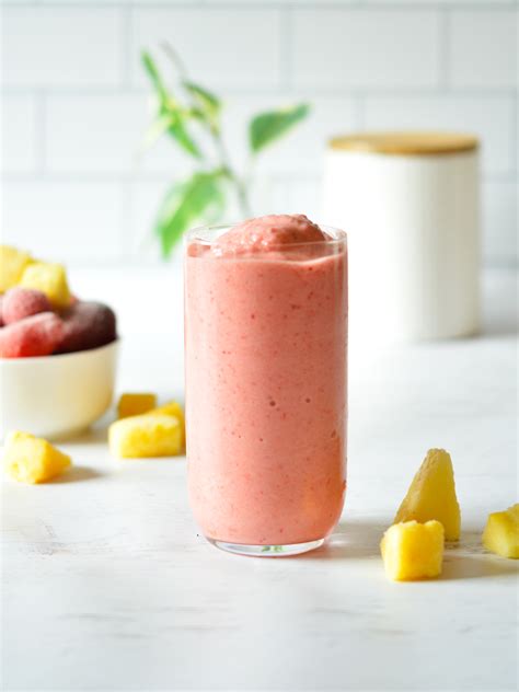 McDonald's Mango Pineapple Smoothie Recipe - Sip Sip Smoothie