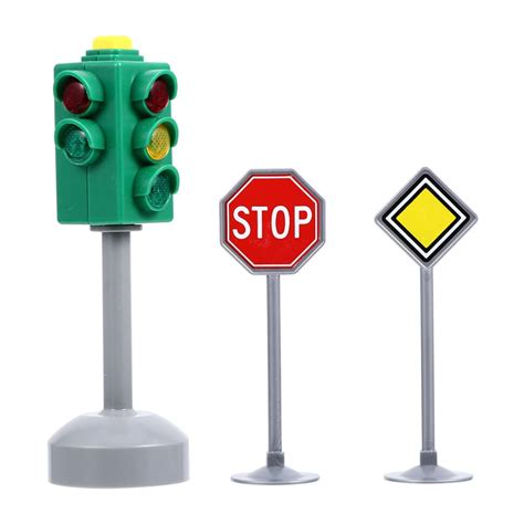 Kisangel 3pcs Traffic Light Model Mini Stop Light Toy Toy | Desertcart ...