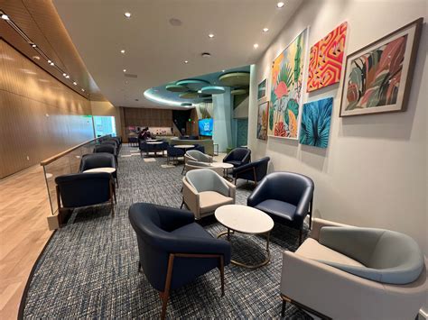 Report: Plaza Premium Lounge, Orlando Airport Terminal 3 - View from ...